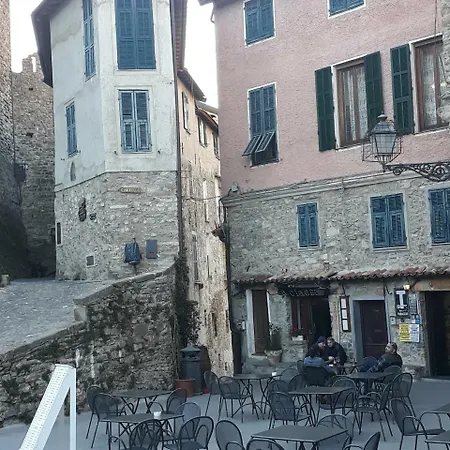 Lägenhet La Casa Del Castello Apricale